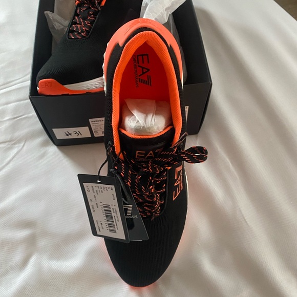 Emporio Armani trainer shoes size 10 - Picture 4 of 7